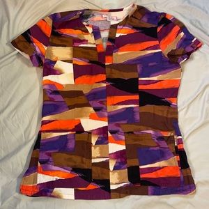 Koi scrub top🧡💜